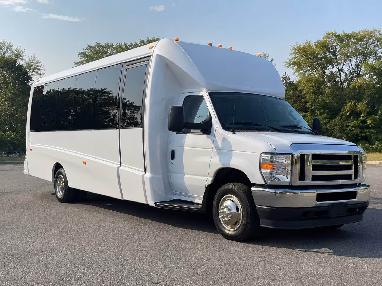 18 Passenger Party Bus