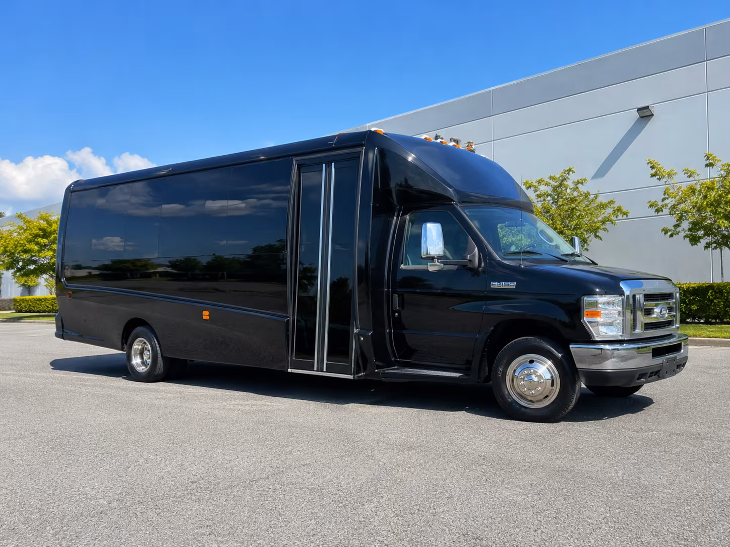 Phoenix Homecoming & Prom Party Bus Rentals